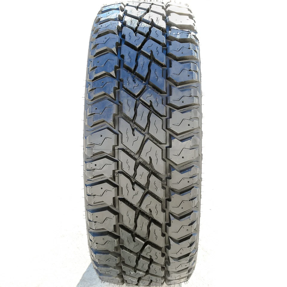 Tire Cooper Discoverer S/T Maxx LT 285/65R18 Load E 10 Ply AT A/T Foto 4 de 4