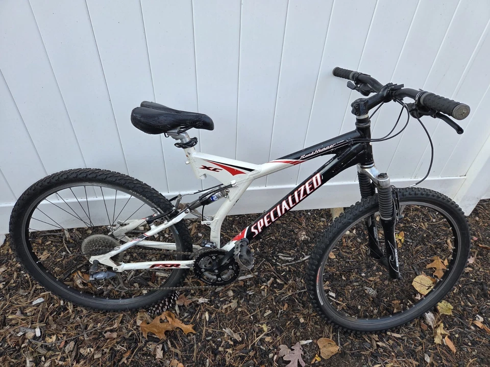Specialized Rockhopper Pro FSR XC Mountain Bike 26" Full Suspension - Image 3 of 4