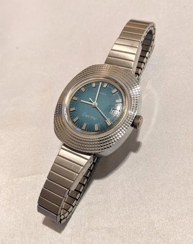 Vintage Timex Women's Electric Watch Silver Tone Ocean Blue Face 1970s Modernist