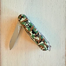 Premium Victorinox HUNTSMAN/Camo/Ready to Carry/Cleaned/Sharpend/Oiled