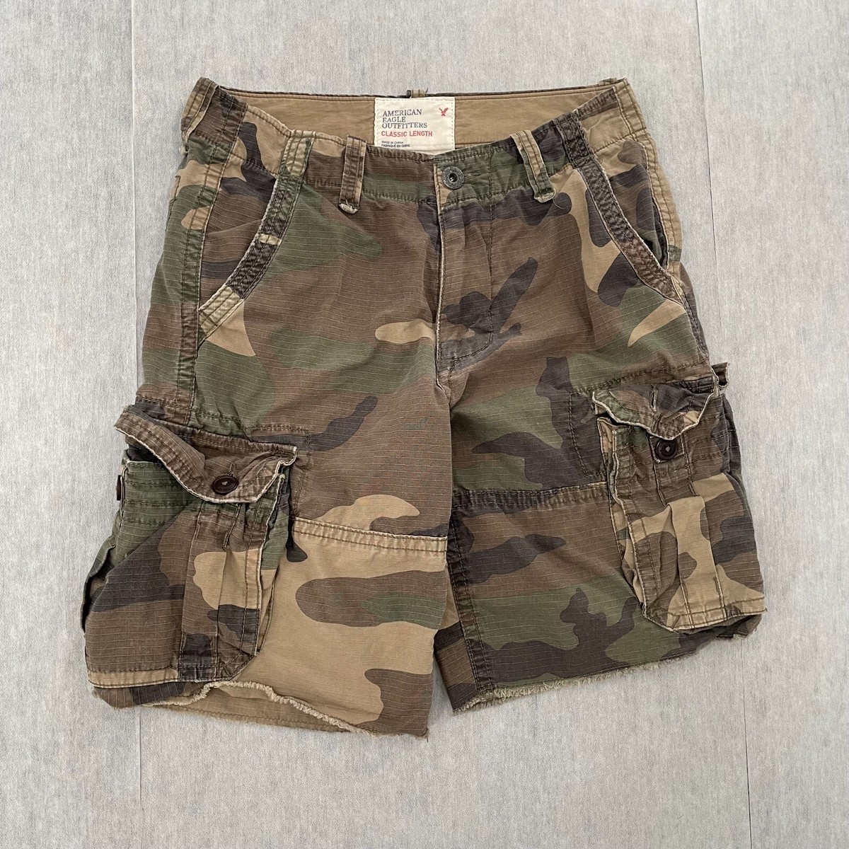 American Eagle Shorts Adult 28 Camo Cargo Classic Length Utility