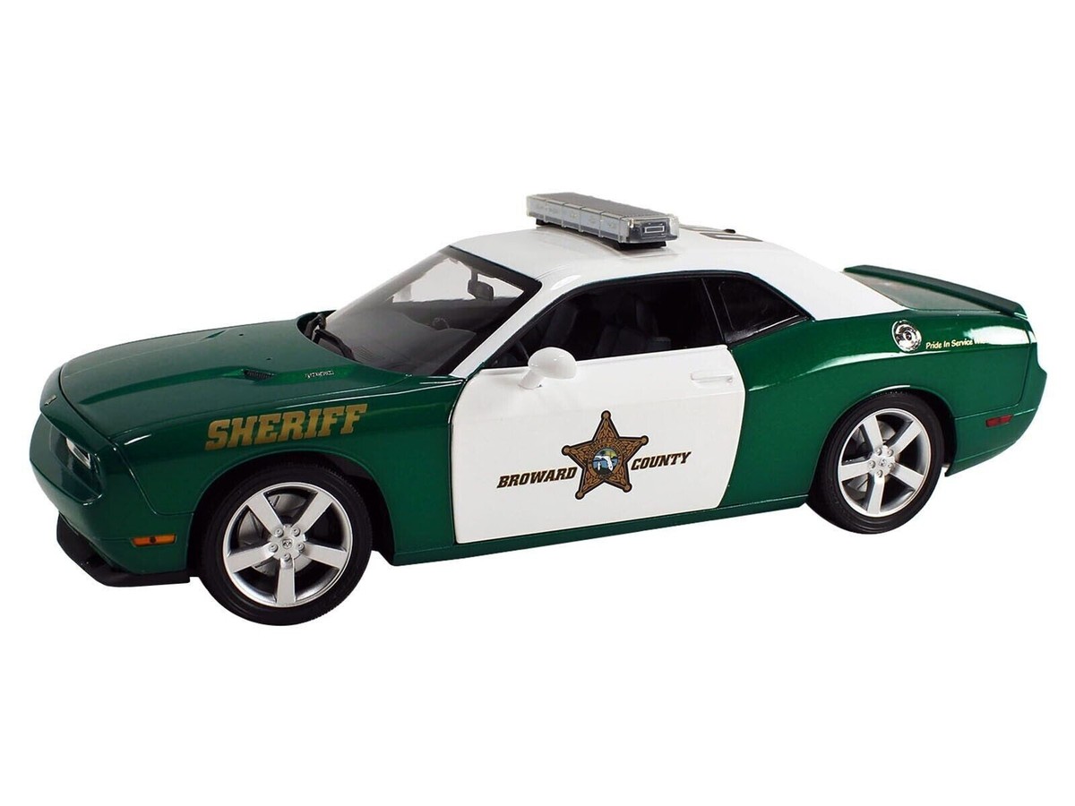 1/18 ACME A1806026 2009 Dodge Challenger Broward County Police