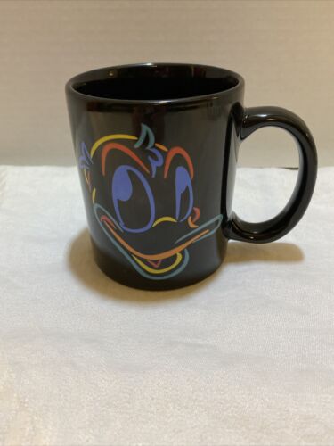 2 Donald Duck & Mickey Mouse Mugs - Black - 1980's Vintage - Walt Disney Land - Picture 1 of 12