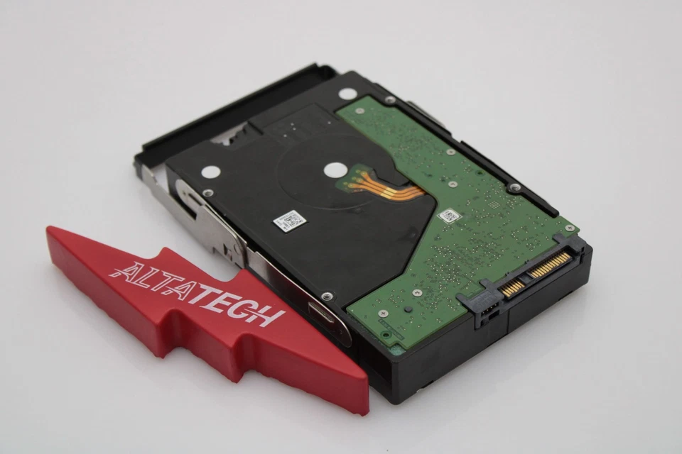 IBM 38L6942 6TB 7.2K 12G 3.5" SAS HDD Hard Disc Drive DCS3700 - Image 2 of 4