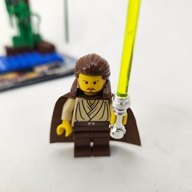 LEGO Star Wars Ultra Rare Qui-Gon Jinn Minifigure w/ Naboo Swamp parts & manual