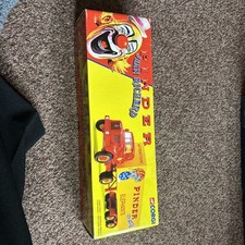 CORGI PINDER JEAN RICHARD CIRCUS BERLIET TLR ELEPHANTS TRUCK MODEL 70101 1:50