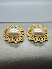 VTG Musi Shoe Clips Vintage Gold Tone Imitation Pearl Cabochon Ornate 1.5"