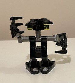 LEGO BIONICLE: Nuhvok Va, Bohrok Va 8555 - 2002 - No Instructions / No Box