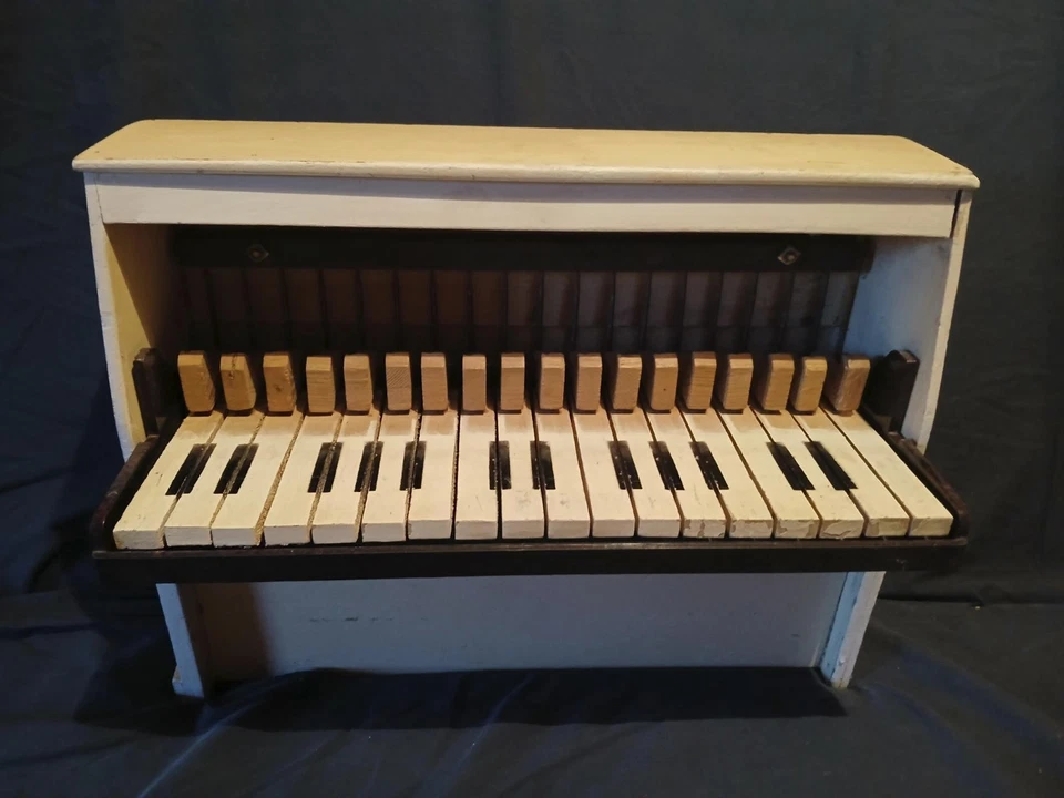 RARE toy piano Michelsonne Paris 18 keys - Photo 3/3