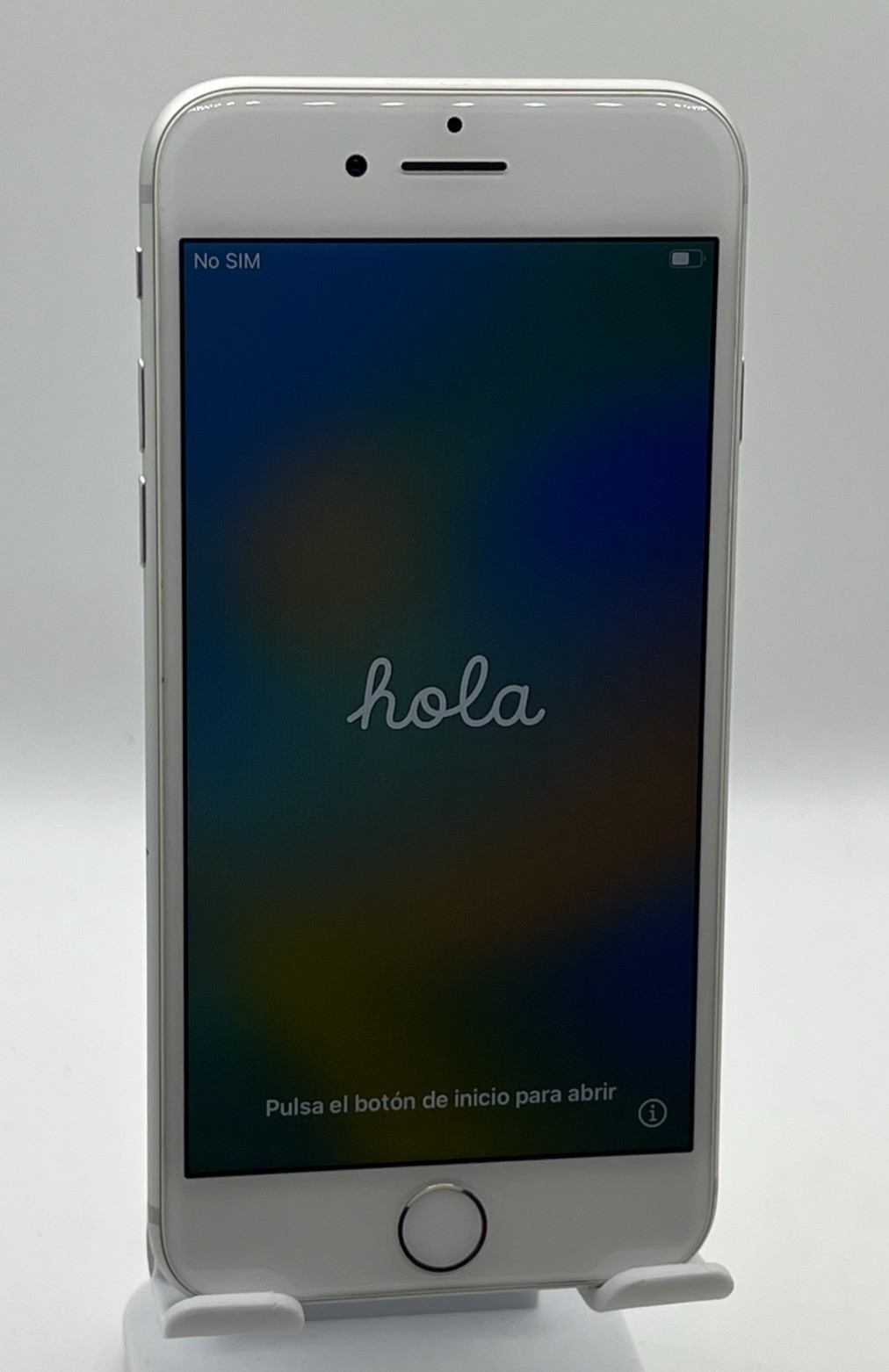 iPhone 8 64GB Silver . Fully Unlocked!! **