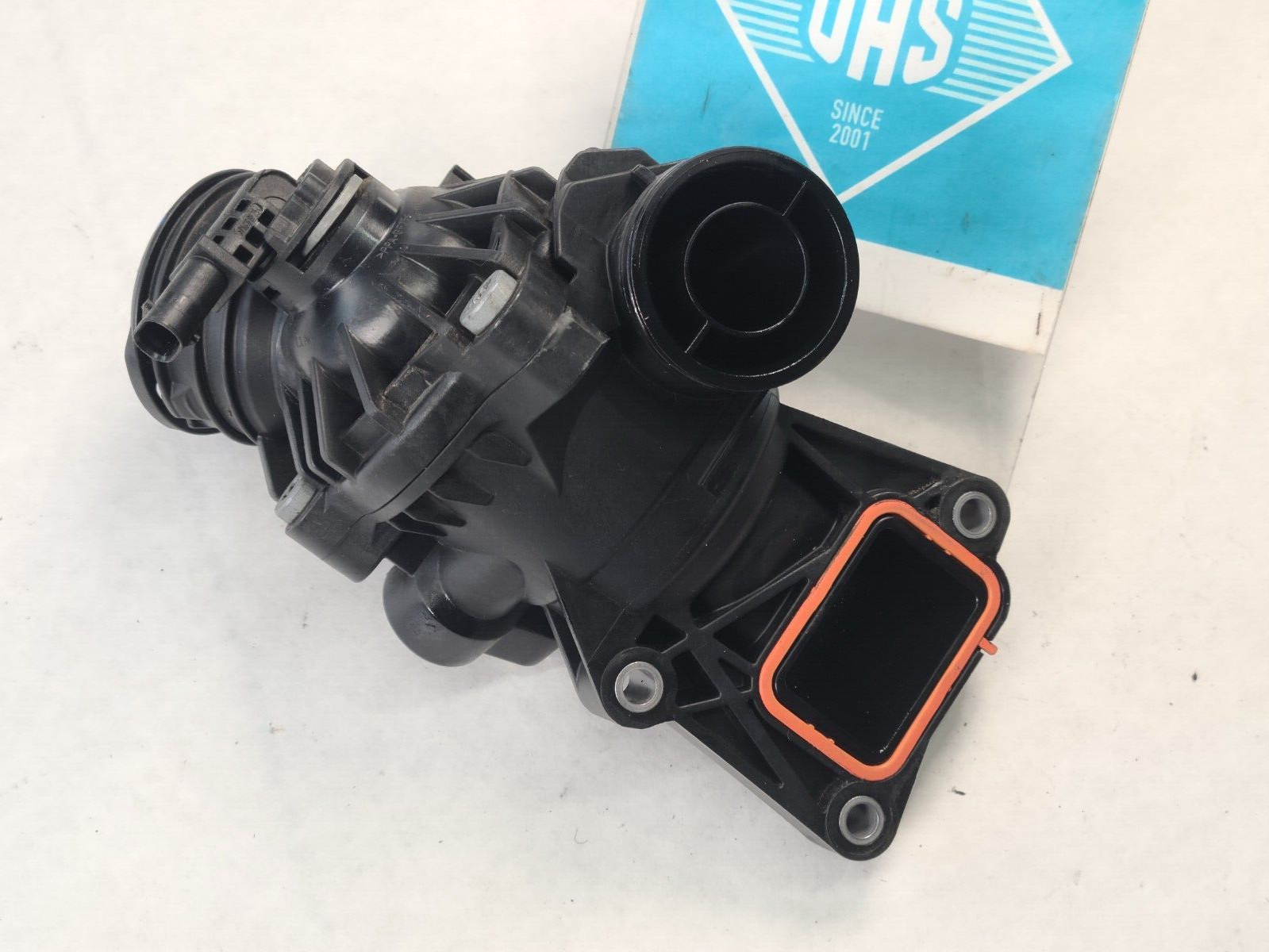 2762000515 Thermostat Housing Assembly Mercedes W204 W207 W212 W172