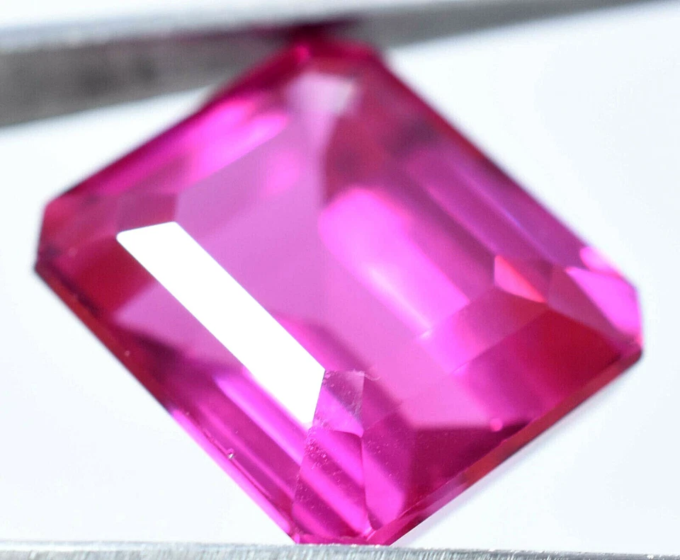 29.60 Ct Natural Pink Ruby Burma GGL Certified AAA+ Quality Treated Gemstone - Image 3 of 4