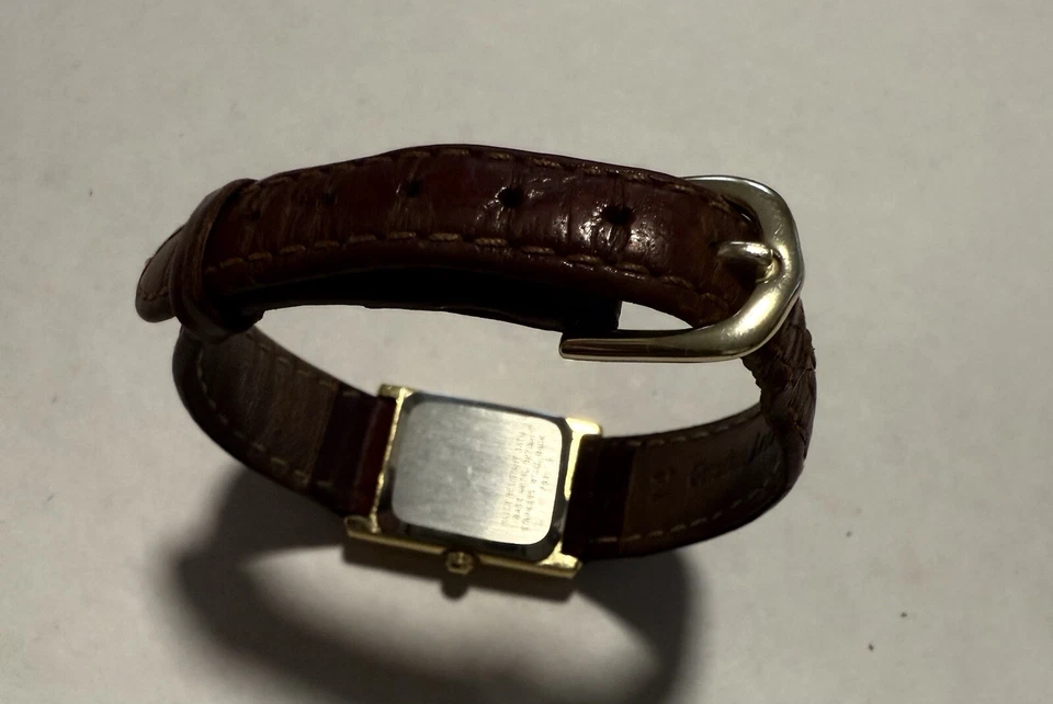 Tank Style A4026-WHT- Reloj Mujer Belair, Funciona-Batería Nueva Foto 2 de 4