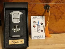 Cigar Lighter, Torch Lighter With V Cutter, Refillable Butane Black/Silver