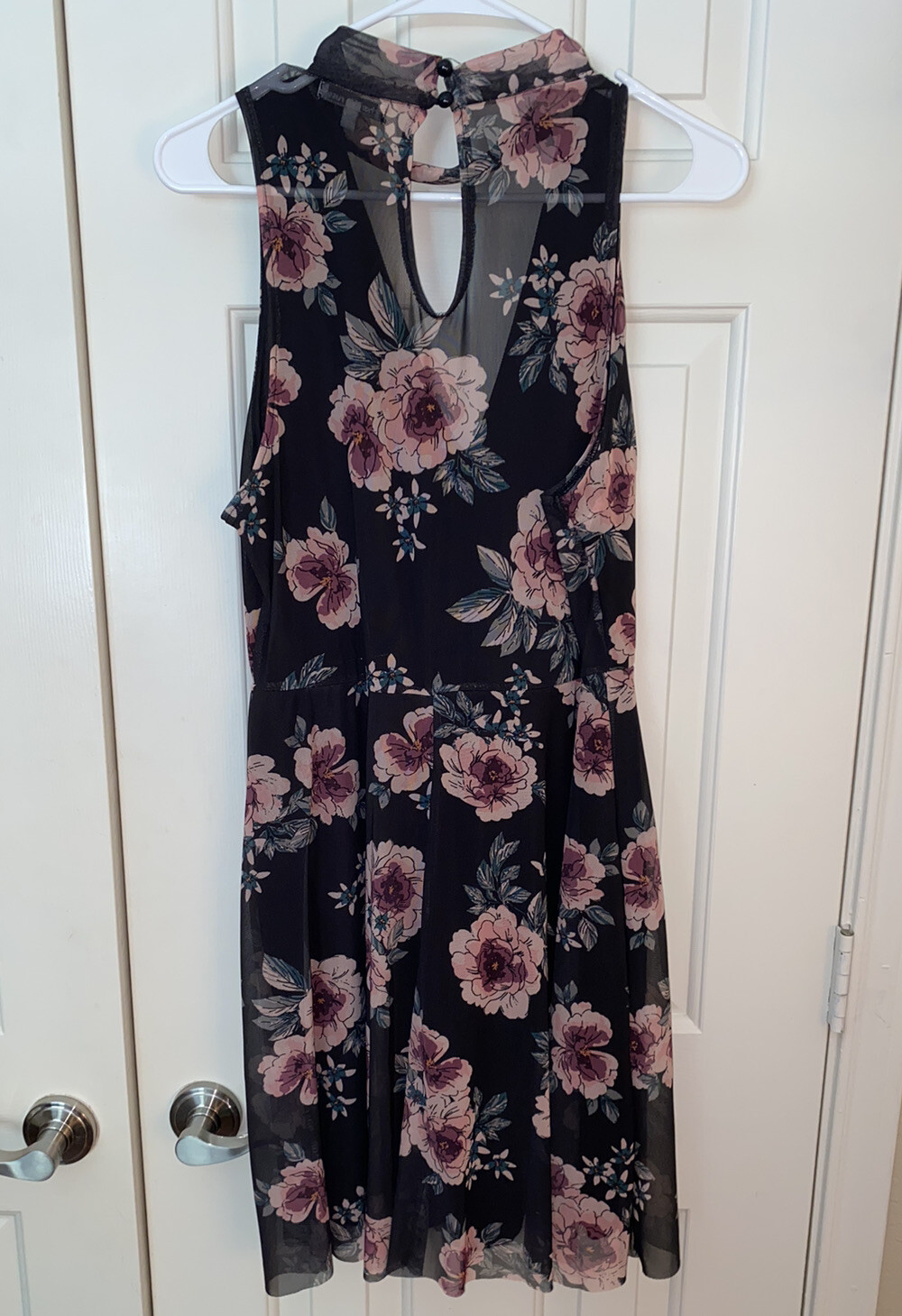 Picture 2 of 10