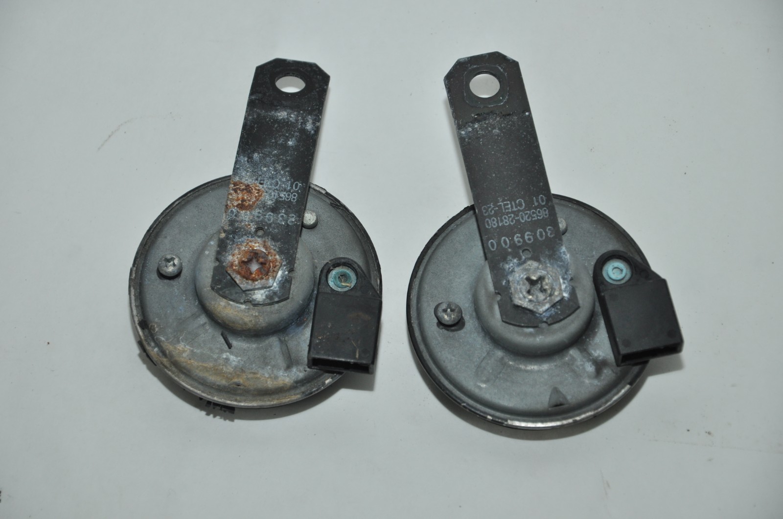 2004 2015 Toyota Prius Horn Horns Set High Low Tone Pair OEM for sale