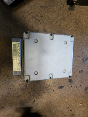 1998-1999-2000-01-02-2003 JAGUAR XJ8 VANDEN PLAS BODY PROCESSOR MODULE LNG2500AC