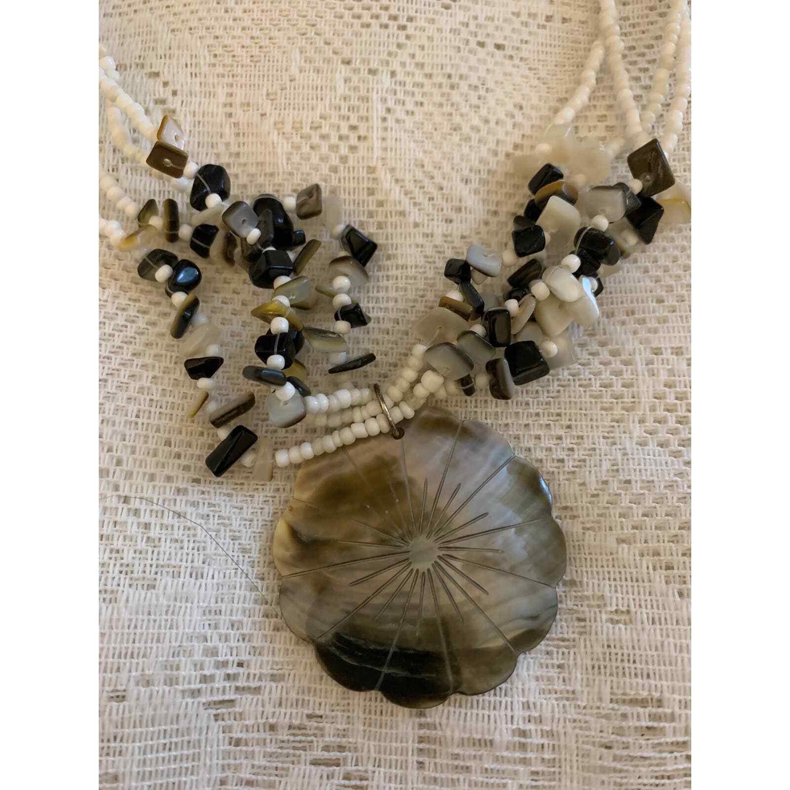 Shell necklace beaded multi strand - image 3
