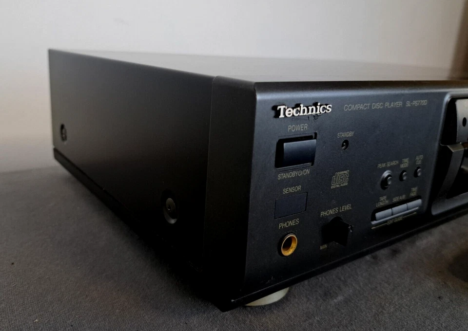 Technics SL-PS770D CD-Player mit Fernbedienung - Bild 2 von 4