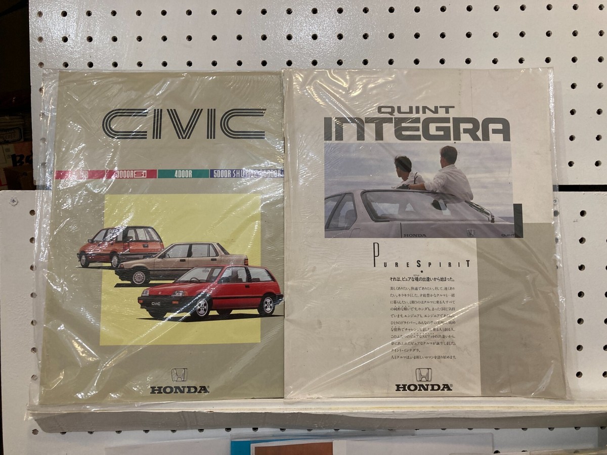Honda Car Dealer Sales Brochure/Catalog Original Vintage Civic