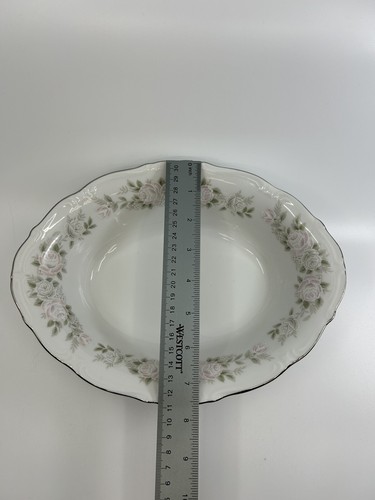 Oval Vegetable Bowl Sheffield 501 Classic Fine China c. 1959 - 1960s - Picture 3 of 13