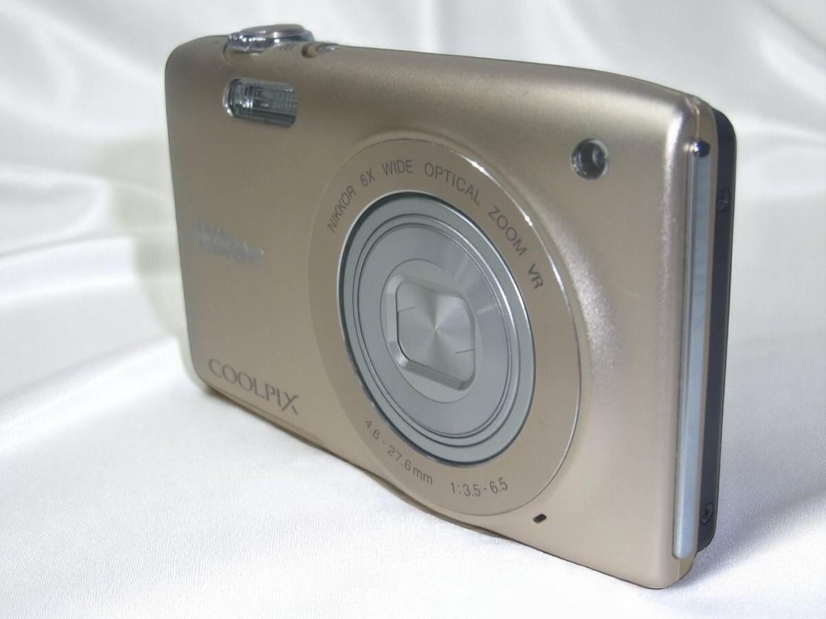 Mint] Nikon COOLPIX S3300 Gold 20.0MP 6x Zoom Compact Digital
