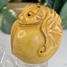 Boxwood Carved Pi Xiu Ball Netsuke Statue Chi...