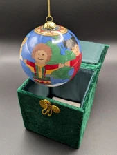Christmas Ornament Children Around the World Pier 1  2001 Li Bien Hand Painted