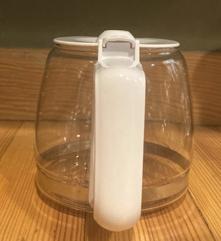 Cafetera Capresso 5 Tazas Modelo 426 Repuesto, Jarra y Tapa Borde Blanco Foto 3 de 4