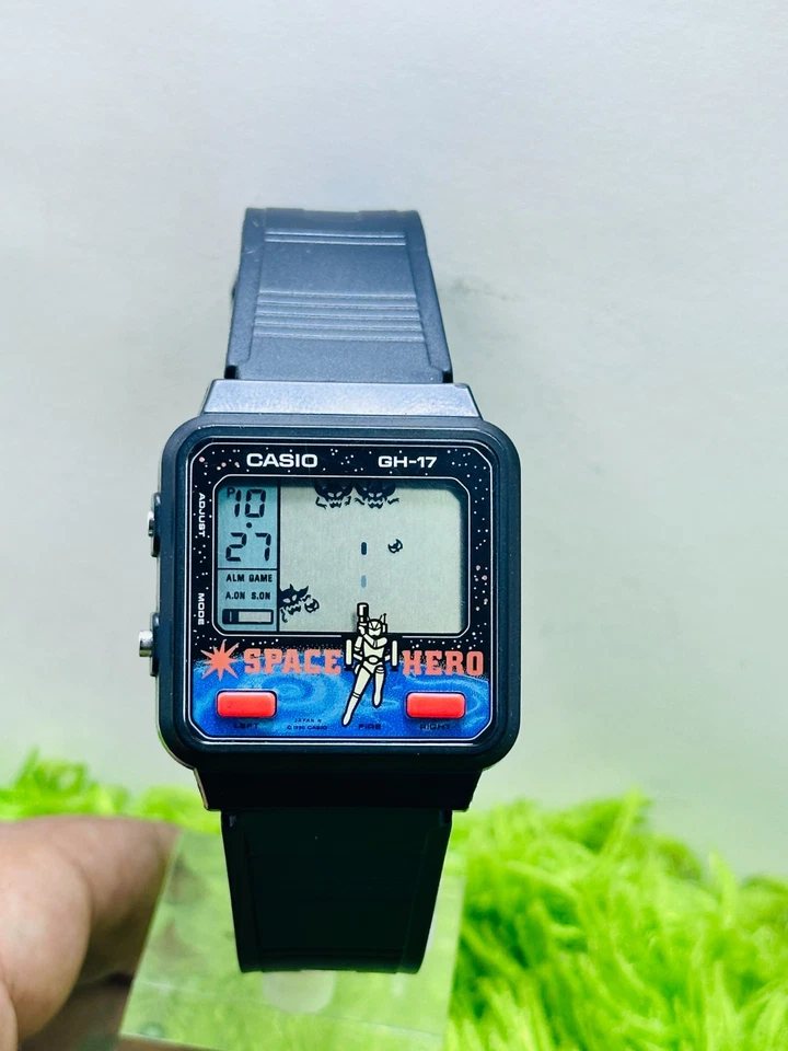 RARO orologio vintage Casio 920 GH-17 Space Hero gioco quasi come nuovo orologio da uomo GIAPPONE - Immagine 3 di 4