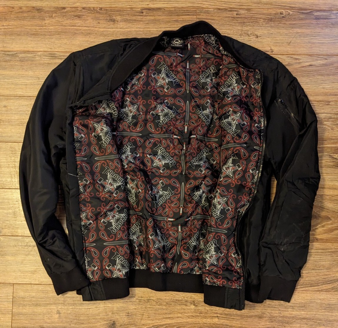 Thrasher Skateboarding Magazine Men's Black Patch Bom… Gem