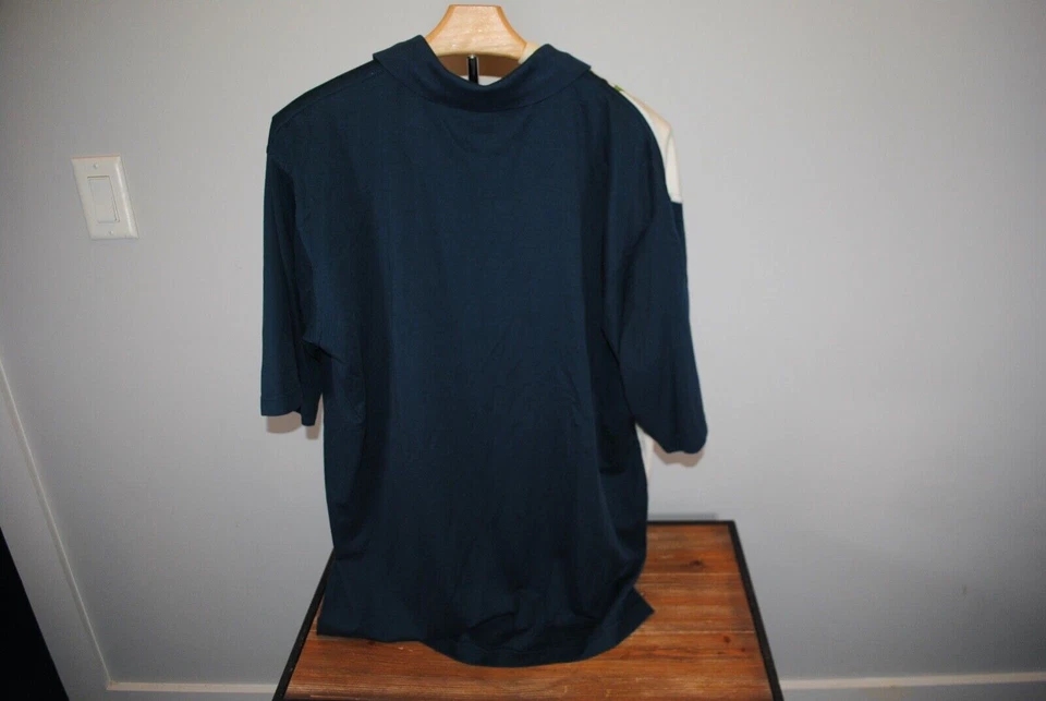 Bobby Chan Mens Hawaiian Shirt Blue & Wht Short Sleeve  Polo  Silk Blend  Size L - Image 3 of 4