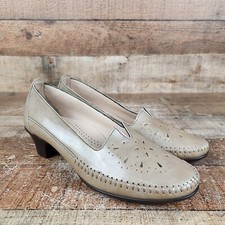 SAS Sonyo Slip On Heel Women's Size 7 M Pearl Beige Leather Comfort Tripad Shoes