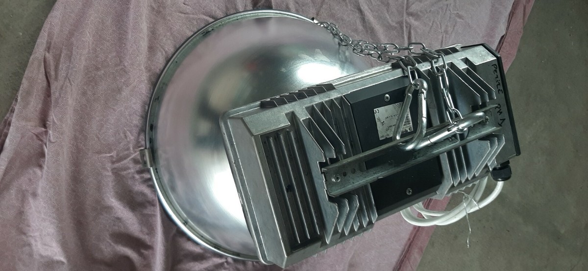 Lampe industrielle vintage Mazda – déco loft / atelier - Décoration