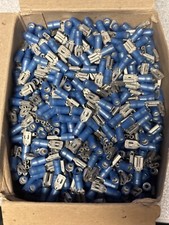 New Box of 1000 THOMAS BETTS Sta-Kon RB250 Insulated Nylon Female Quick Connect
