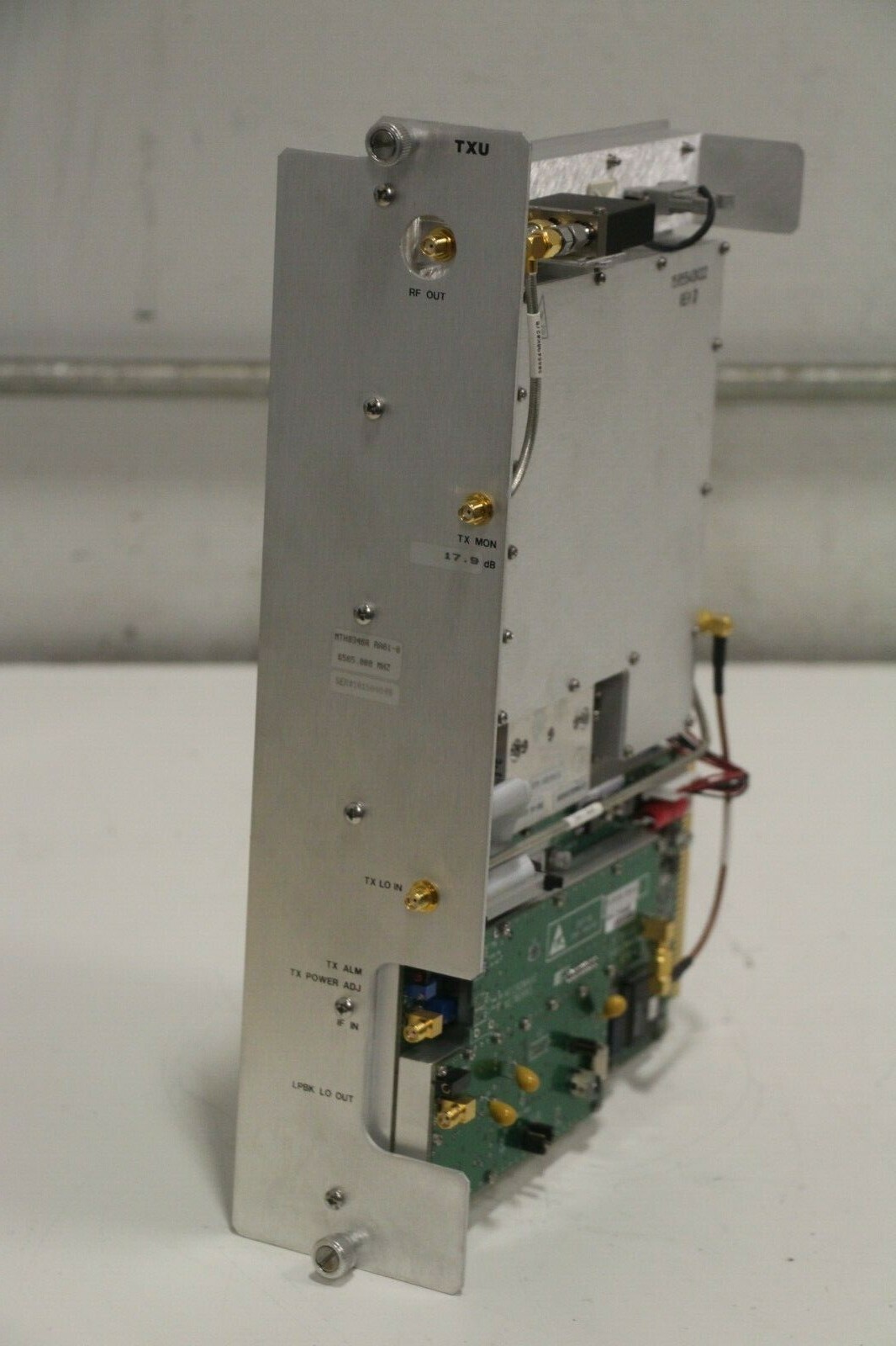 Motorola Microwave Networks TXU MTH8346A RA01-0 6735.000 MHz MLN8109D MLN8246A