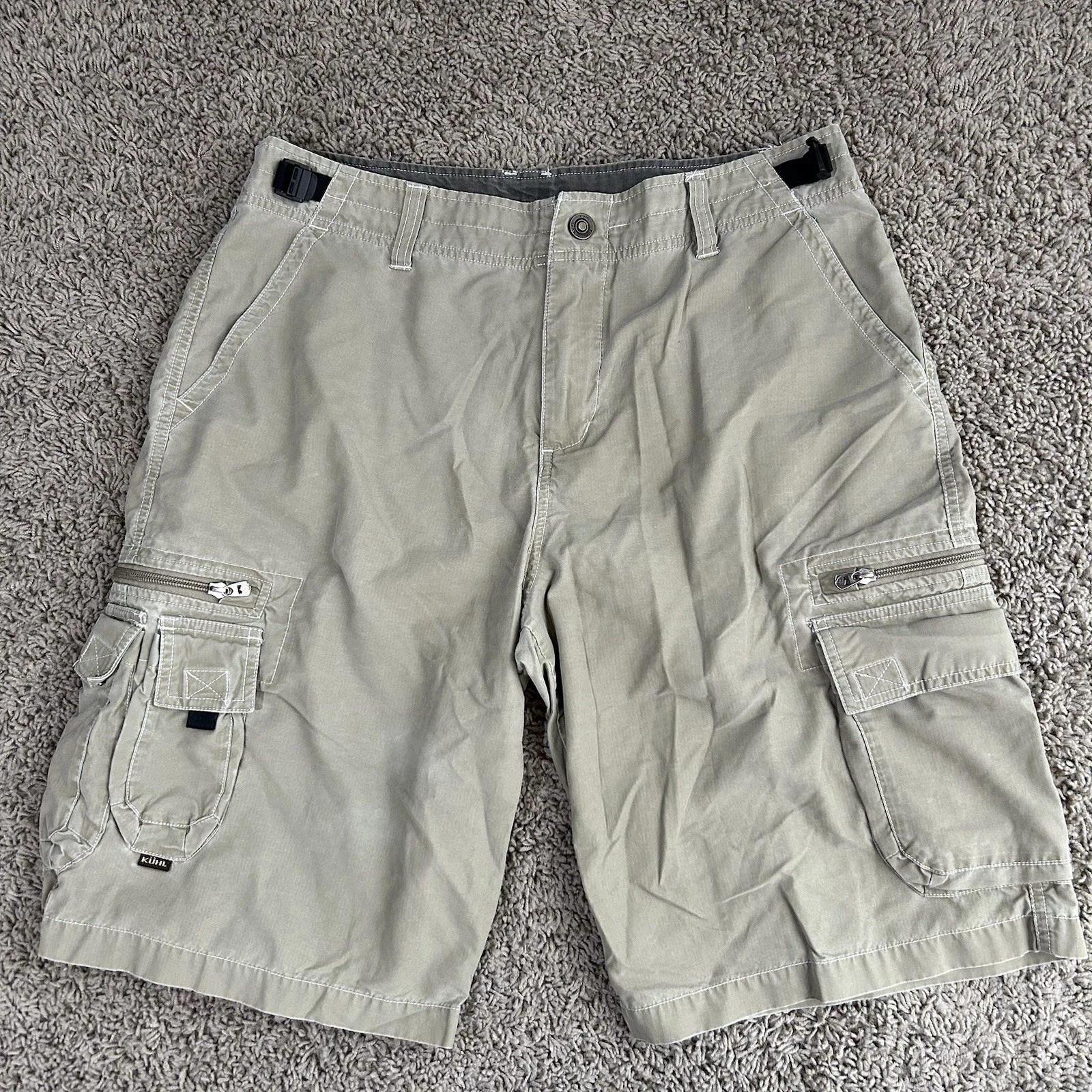 Kuhl Dry Men's Large 12" Shorts Gray Cargo Hiking Outdoor Quick Dry Zip Pockets