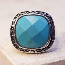 Size 7, vintage Sterling 925 silver handmade ring with turquoise