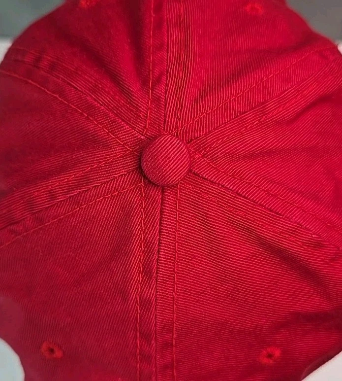 Sombrero de hockey Red Wings de colección CCM deletreado correa trasera NHL Detroit gorra Foto 4 de 4