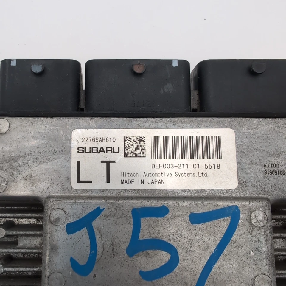 Módulo de control informático del motor Subaru WRX 2016 ECU 22765AH610 OEM Foto 4 de 4