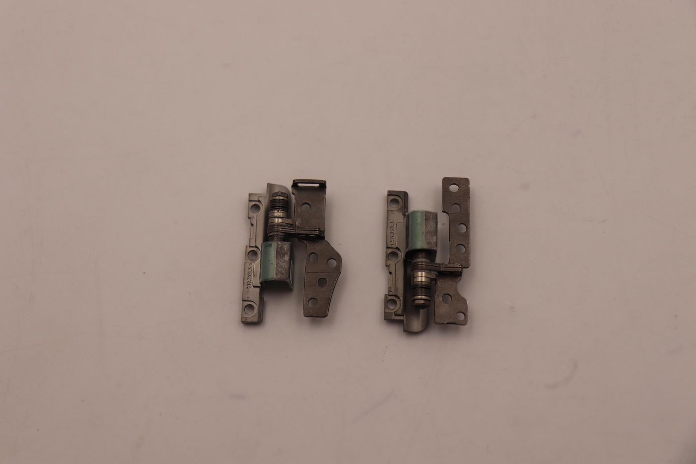 Lenovo 5H50W13789 HINGE FRU ACCY KITS HINGE