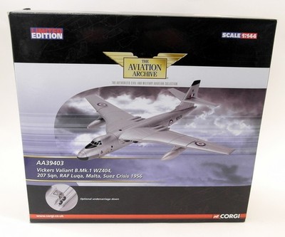 Corgi 1/144 Scale AA39403 Vickers Valiant B.MK1 WZ404 207 Sqn RAF Luqa Malta '56