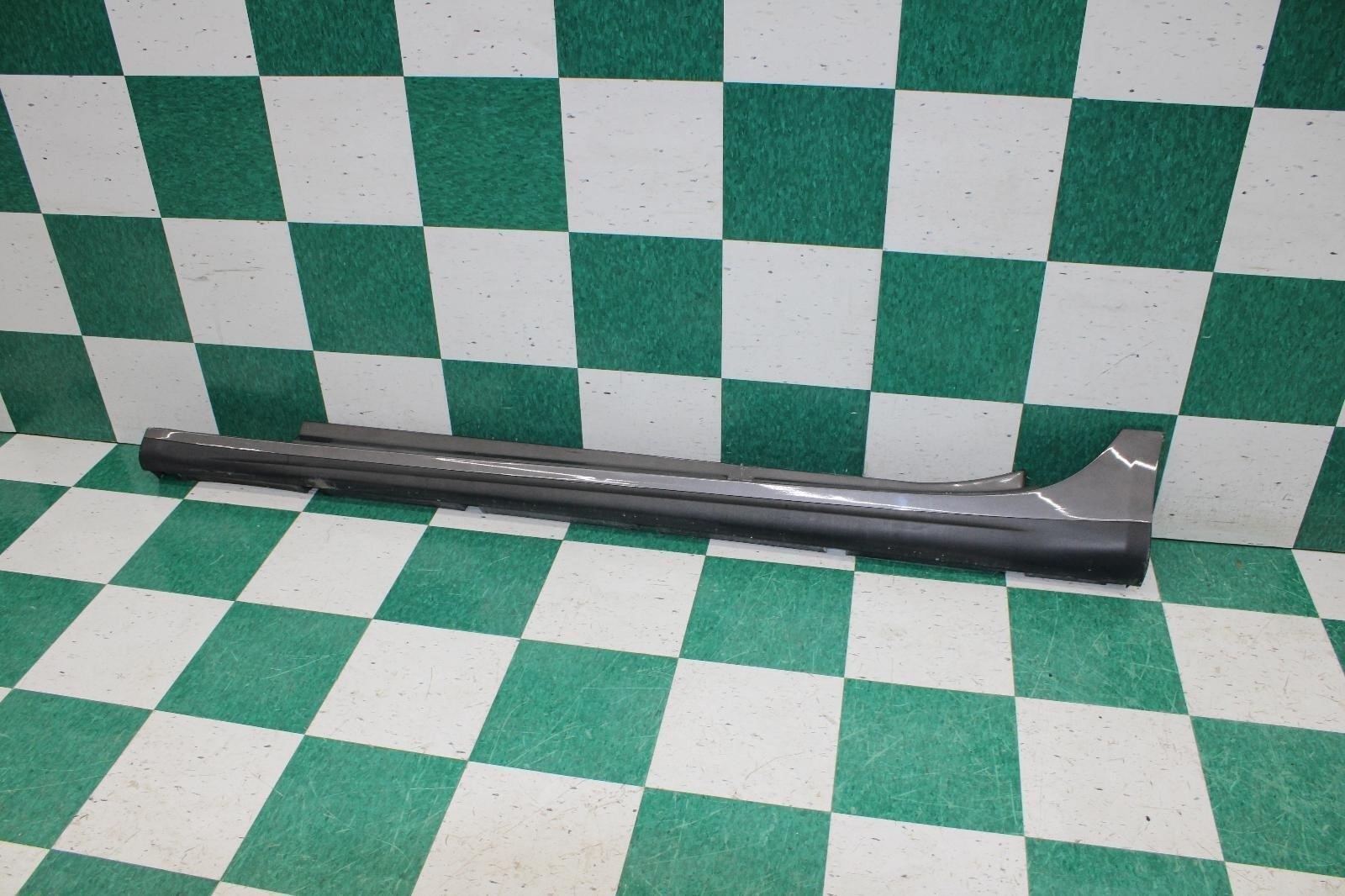 ⚠️NOTE⚠️ 14-17 Ghibli Gray Painted Driver LH Rocker Molding Side Skirt Factory