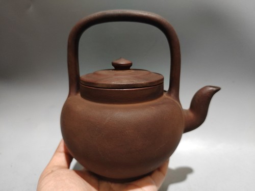 Yixing Teapot Handmade Sand-Fired Pot Kettle Ceramic Zisha Clay Teapot - Picture 2 of 9