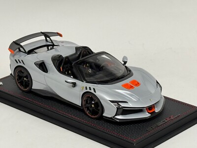 Ferrari SF90 XX Spider Blanche – Miniature 1/18 MR Collection (occasion)