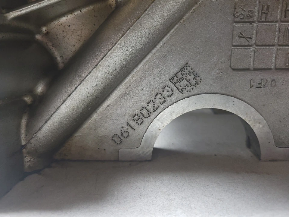 2006-2009 路虎揽胜发动机缸体 4.2L 原始设备制造商 *KJK* — 第 4/4 张图片