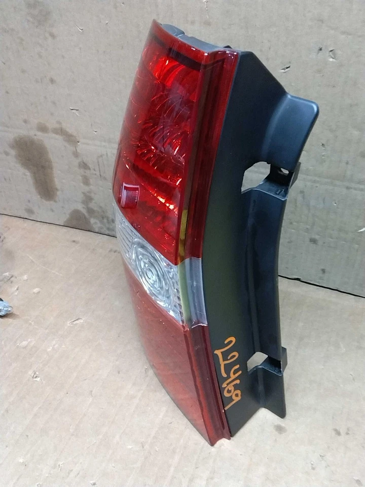 Conjunto de luz trasera izquierda usada se adapta a: Acura Mdx 2003 grado B izquierdo Foto 3 de 4