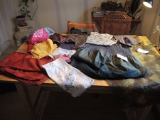 Edle hochwertige Stoffe Stolas Tischdecken Sets Kopfkissenbezüge