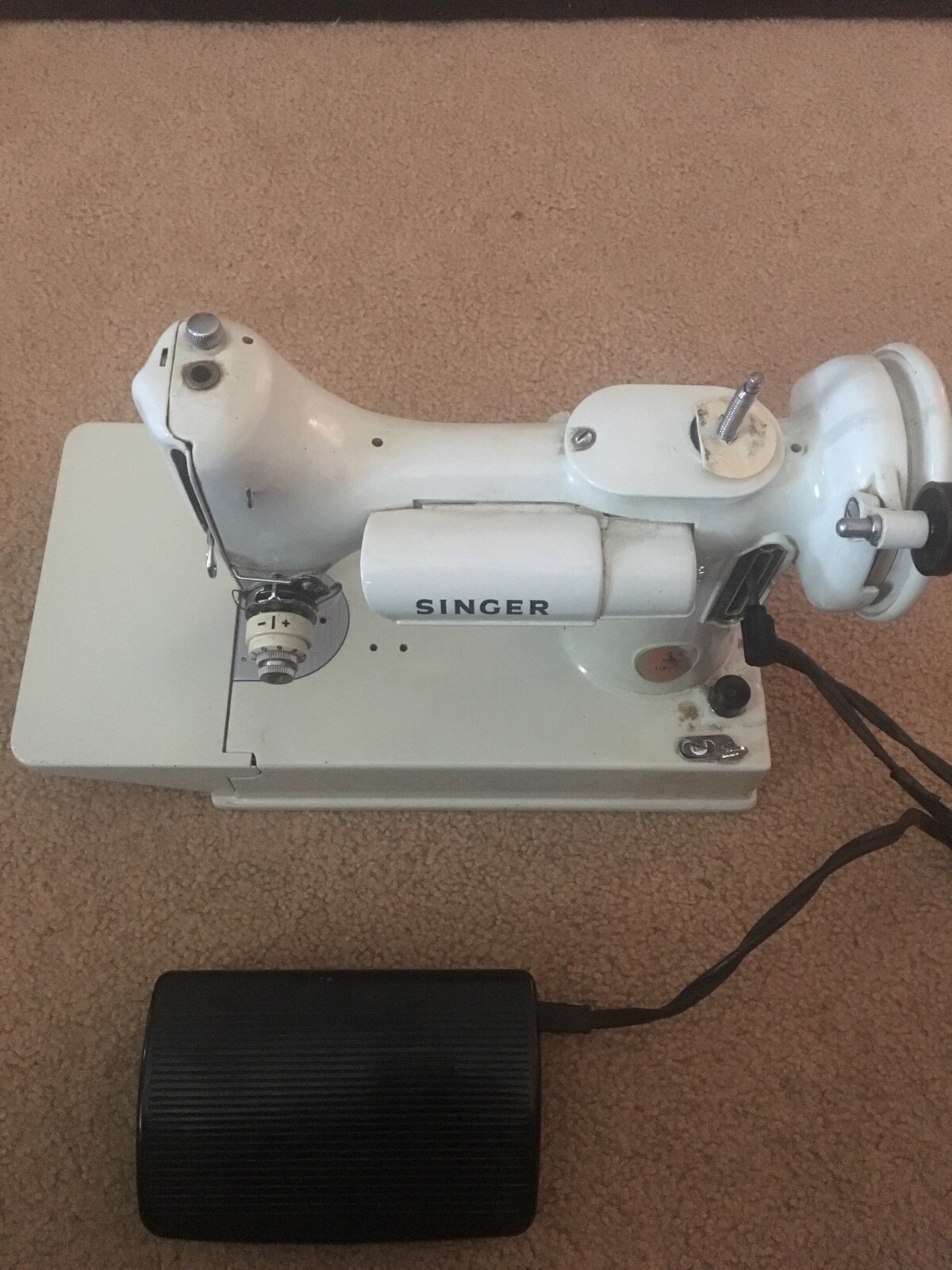 Singer SlantOMatic Rocketeer 500A Sewing Machine Vintage W/ Pedal