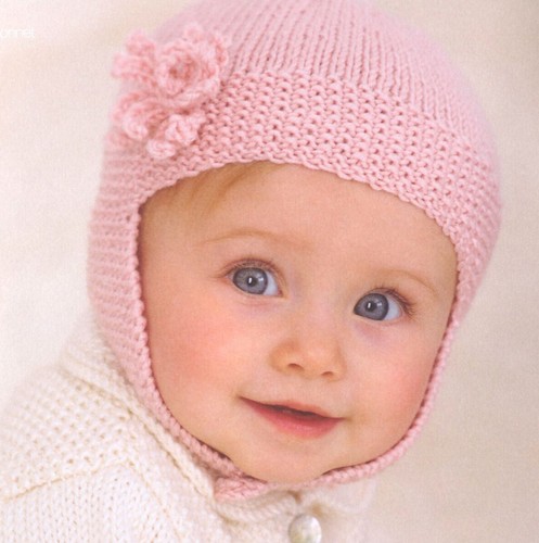 Strickanleitung Kopie 1697.   Baby Mütze & Helm.  0-24 Monate  DK